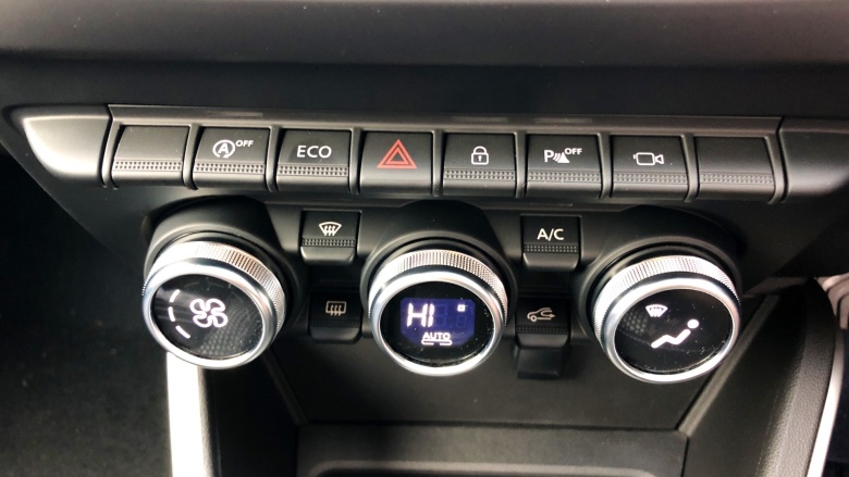 Dacia Duster 1.6 SCe Prestige 5dr Petrol Estate